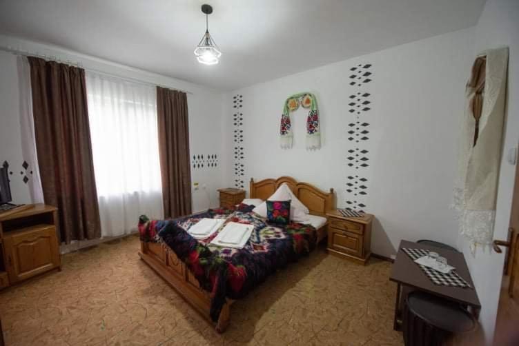 Pensiunea Casa Mariuca Valeni  Экстерьер фото