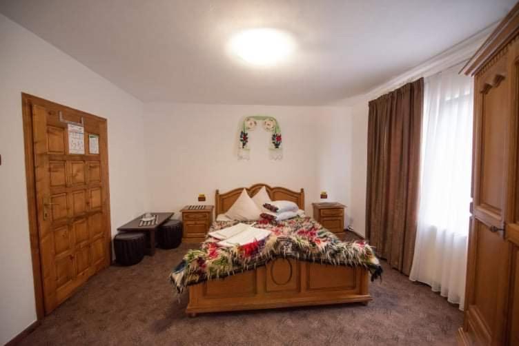 Pensiunea Casa Mariuca Valeni  Экстерьер фото